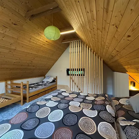 Pod Dubem Kamenak * Moravany (Hodonin)